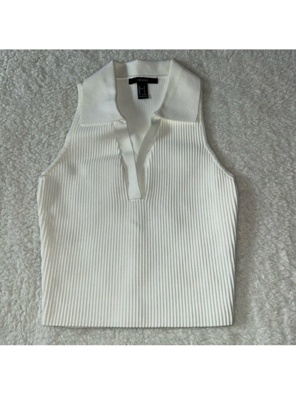Forever 21 Women’s Sweater Knit Crop Top Split Neckline Sleeveless Small